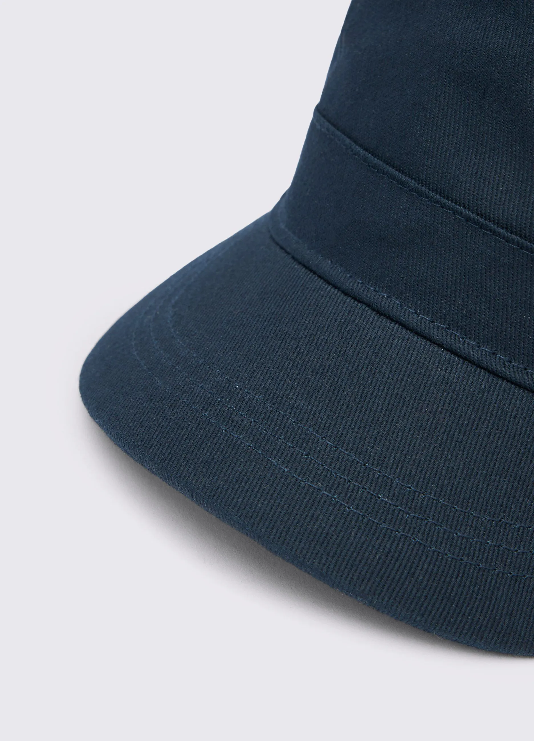 Men's Cap with Visor