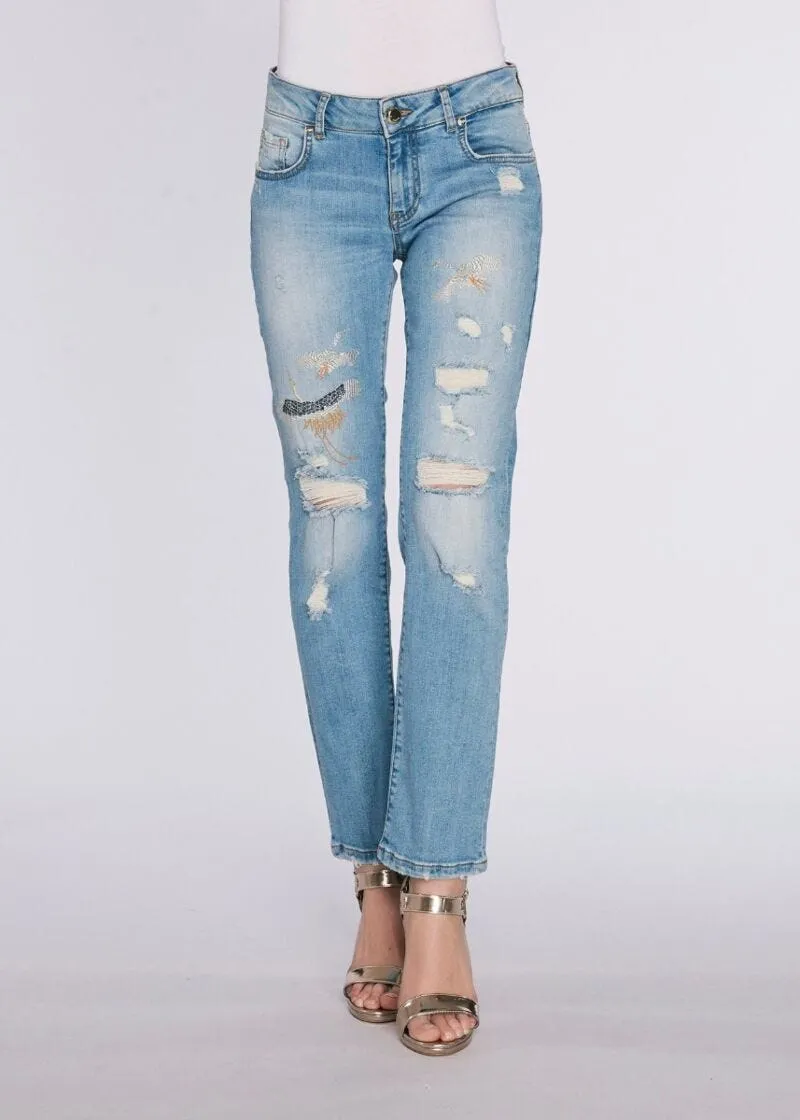 Straight-line embroidered jeans